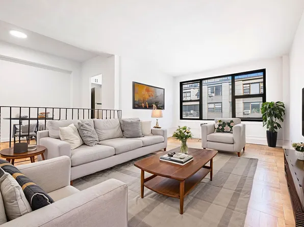 98-51 64th Ave #6C, Rego Park, NY 11374