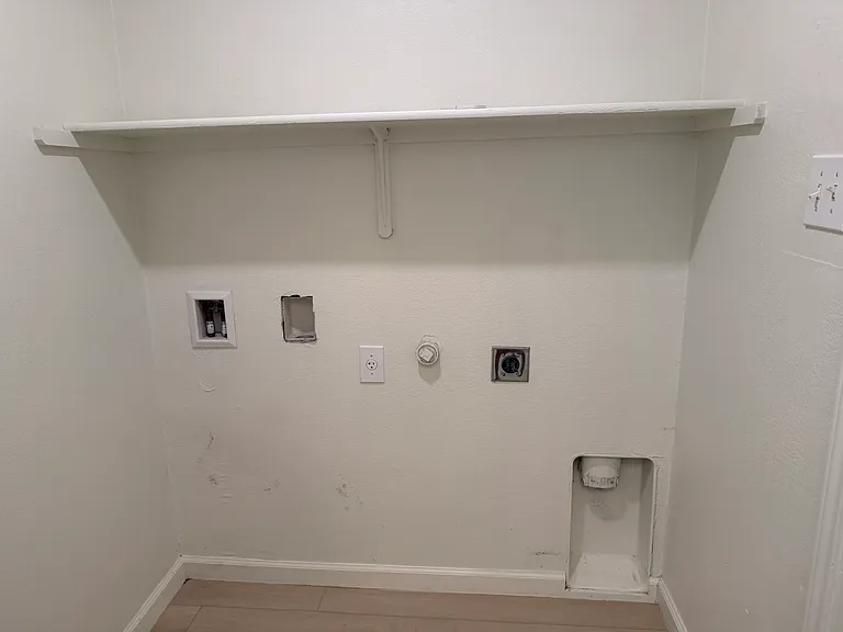 1016 Starlight Dr — Photo 24