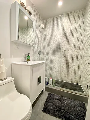 Rented by REAL New York | media 40