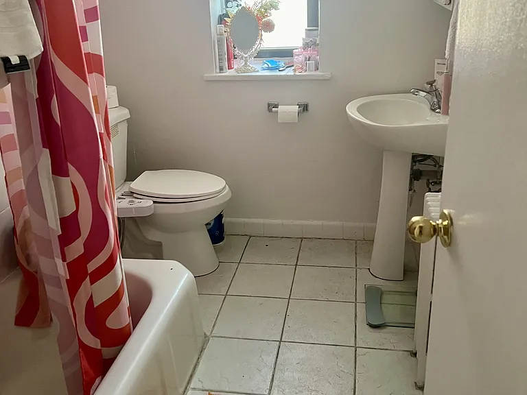 1353 N State Pkwy #4C — Photo 6