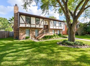 2431 Wren Meadow Rd, Richmond, TX 77406