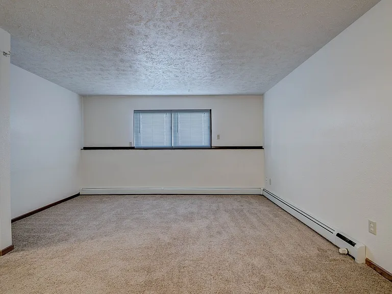 Southview Apartments — Photo 5