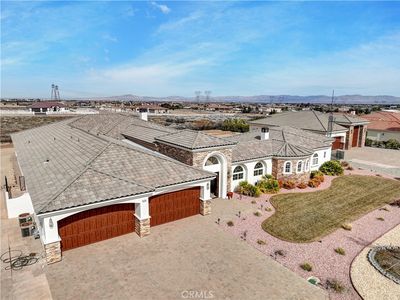 12176 Whitehaven St, Oak Hills, CA, 92344