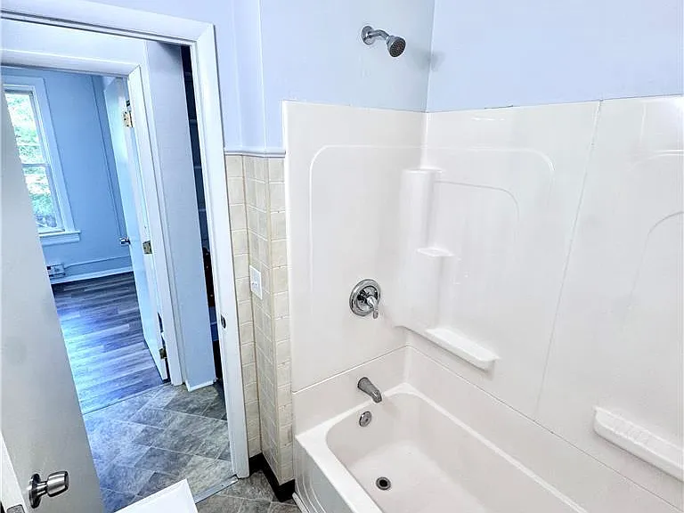 1401 Washington St #2 — Photo 6