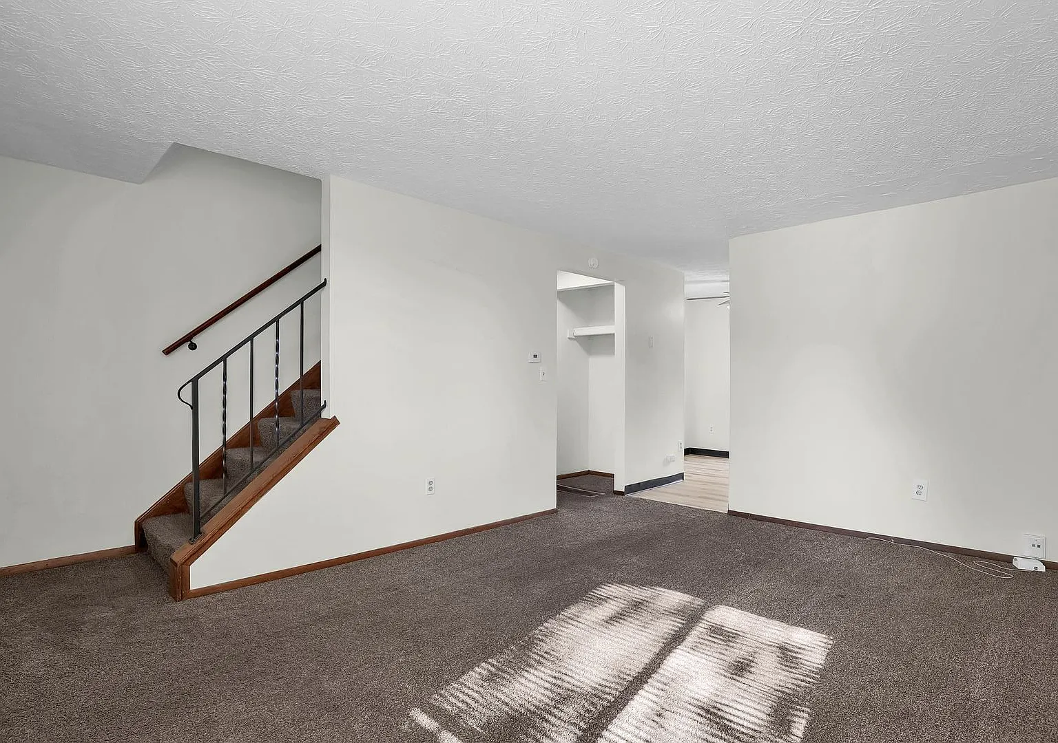 3492 Clarkston Avenue - Unit 3492 — Photo 4