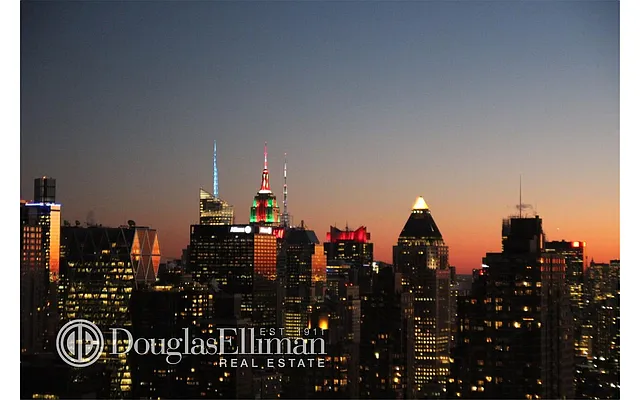 Rented by Douglas Elliman | media 24