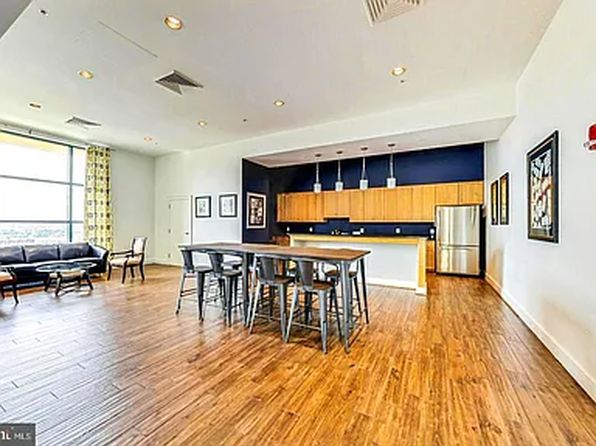 414 Water St UNIT 2905