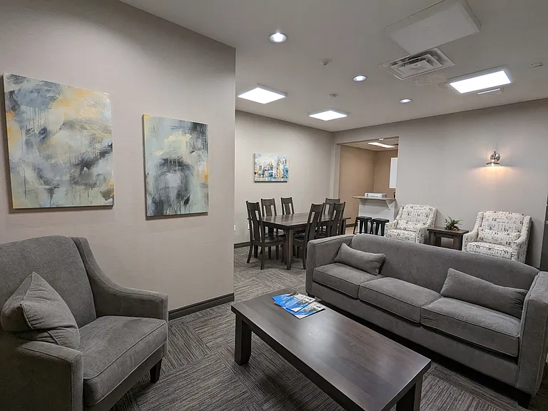 520 Talbot St #511 — Photo 6