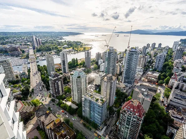 1289 Hornby St #5302, Vancouver, BC V6Z 0G7