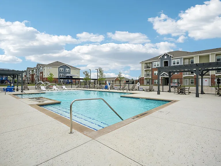 Mill Stream Apartments — Photo 15