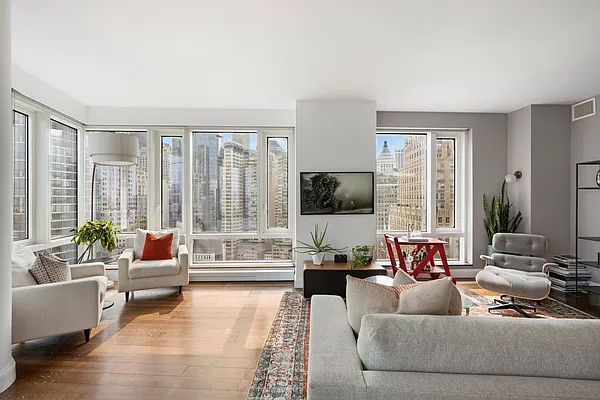 Rented by Compass | media 2