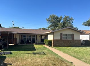 2004 43rd St, Lubbock, TX 79412