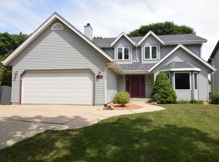 3616 S 96th St, Milwaukee, WI 53228