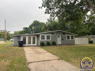 2500 SW Burnett Rd, Topeka, KS 66614
