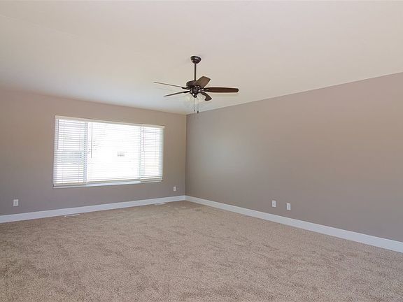 3rd image of 3409 W Ave