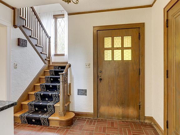 Front entrance; mud room