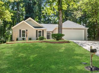 1575 Canberra Dr, Stone Mountain, GA 30088