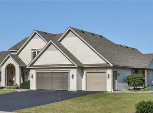 74 Albury Dr, Rochester, NY 14626