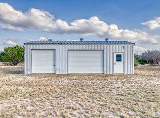 41 N River View Rd #33, Camp Wood, TX 78833
