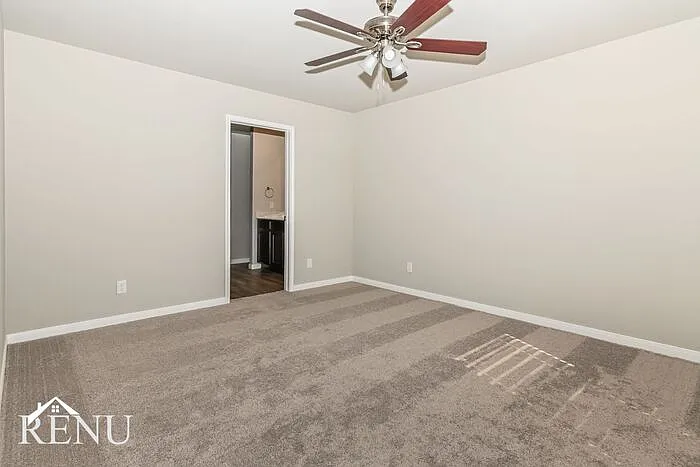 1605 Maroon Dr — Photo 9