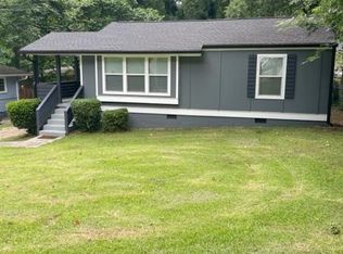 3133 Cloverhurst Dr, East Pt, GA 30344