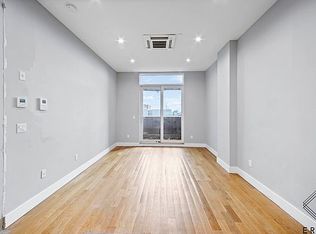205 Spencer St #5A, Brooklyn, NY 11205