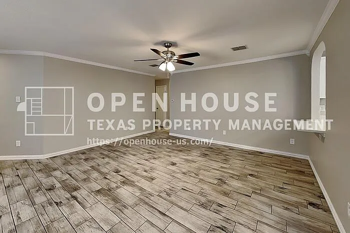 4 bed, 2.0 bath, 1769 sqft, $2,250 — Photo 3