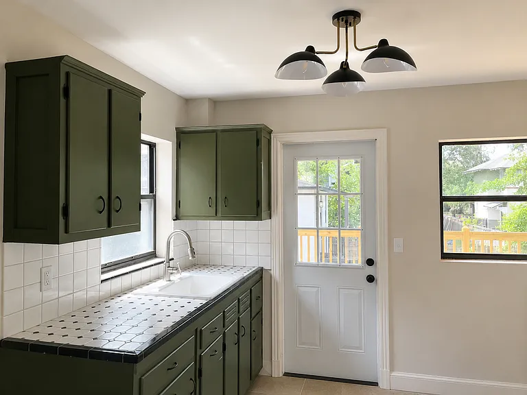 2137 Park St #2 — Photo 1