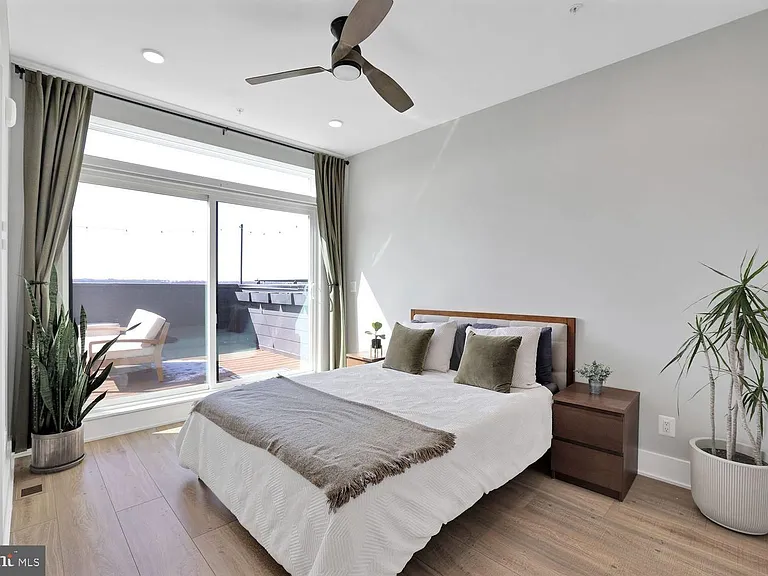 4012 Georgia Ave NW #402 — Photo 14