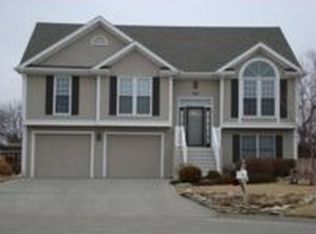 707 Brentwood Ct, Junction City, KS 66441