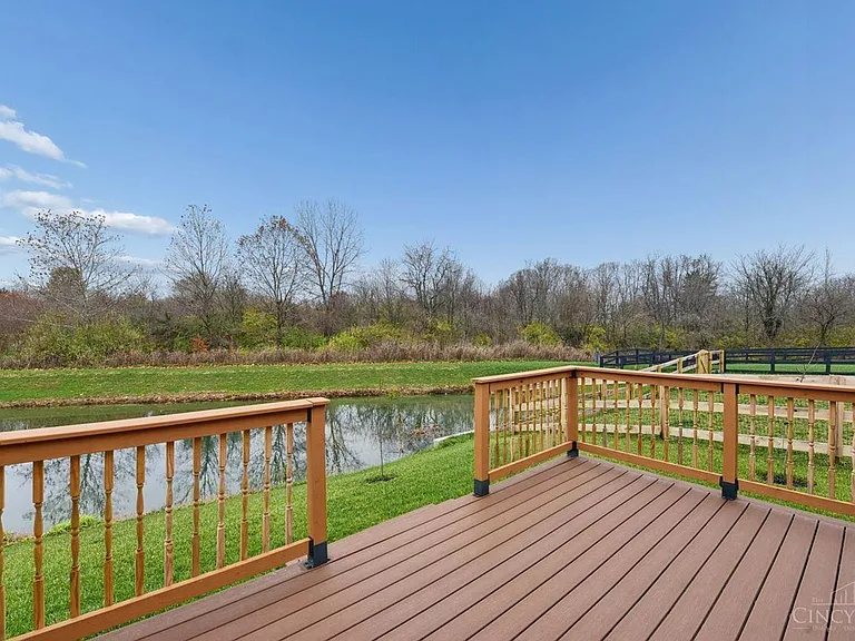 5001 Lakeview Dr — Photo 40