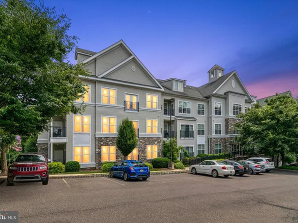 6201 Lydia Hollow Dr, Glen Mills, PA 19342