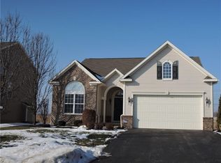 881 Surrey Hill Way, Rochester, NY 14623