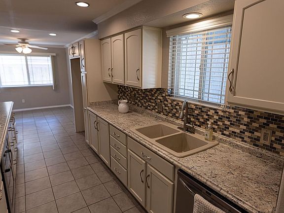 5th image of 11294 W Evergreen Ln