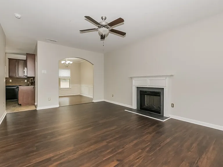 632 Stevens Pl — Photo 7