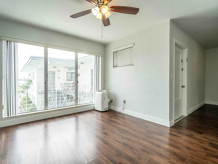 7927 East Dr #274 — Photo 9