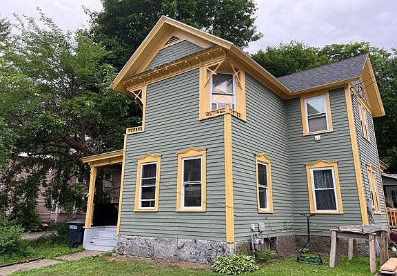3rd image of 18 Madison St