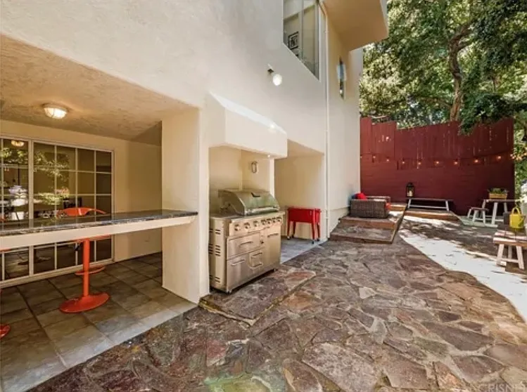 3964 Black Bird Way — Photo 3