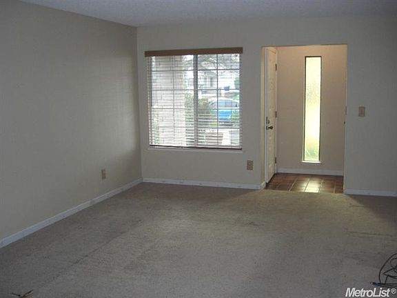 4th image of 6233 Bobbiwood Way