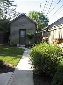 3rd image of 56 E Gates St