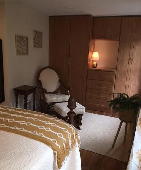 10 Woods Ln — Photo 15