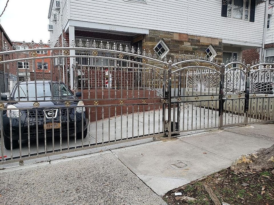 1st image of 3221 Tenbroeck Ave