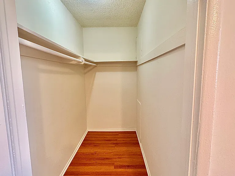 13014 Sherman Way — Photo 23