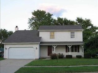 1301 Dianne Dr, Bloomington, IL