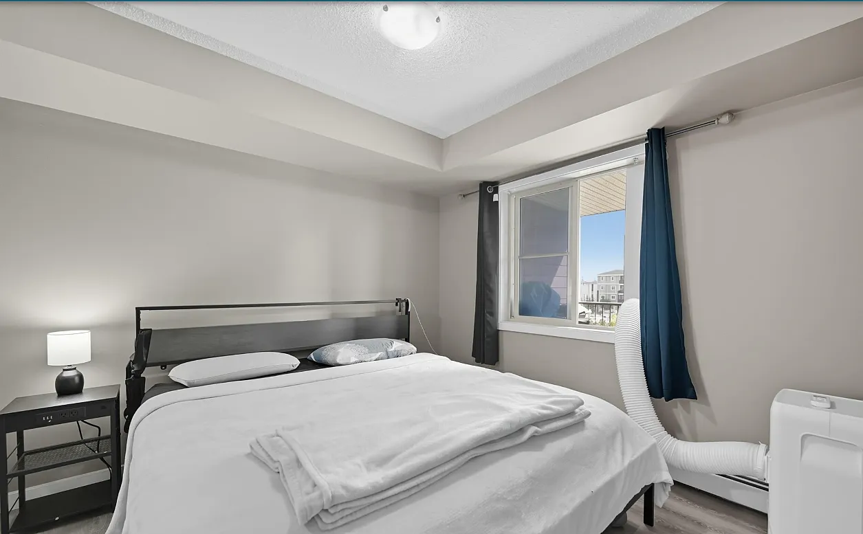 2 bed, 830 sqft, $1,650 — Photo 3