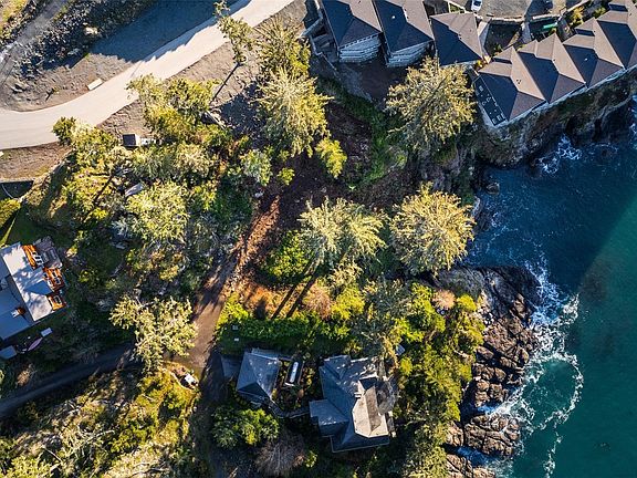 3rd image of 1010 Roxview Ct