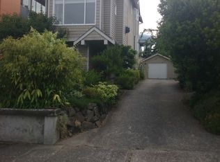 3212 Arapahoe Pl W, Seattle, WA 98199