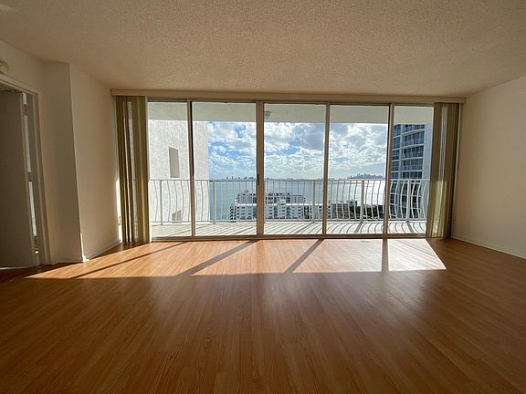 4th image of 7601 E Treasure Dr APT 2221