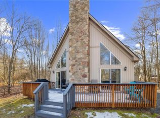 52 Caedman Dr, Albrightsville, PA 18210