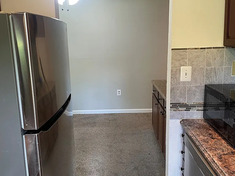 55 Gill Ln #45 — Photo 30